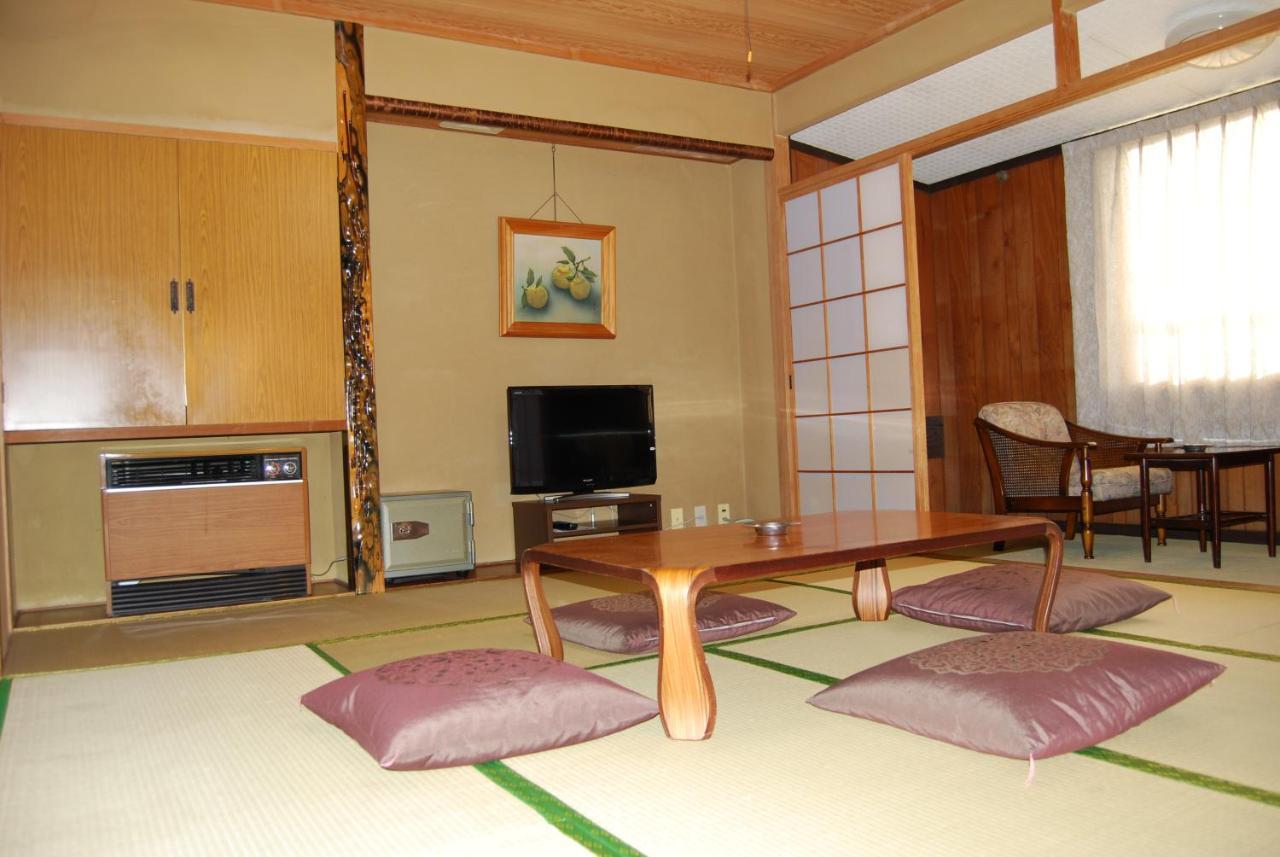 Shiga Riverside Hotel Yamanouchi  Buitenkant foto