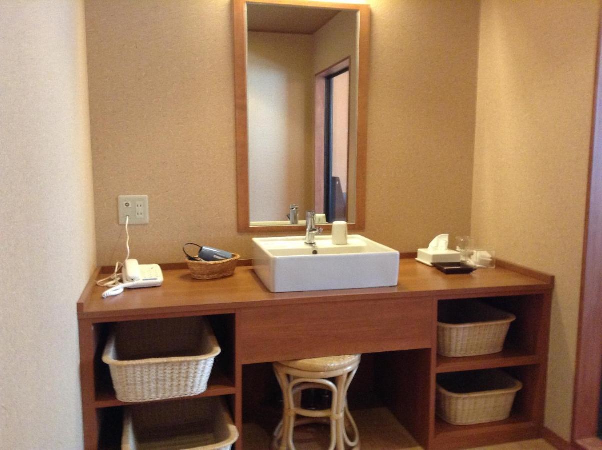 Shiga Riverside Hotel Yamanouchi  Buitenkant foto